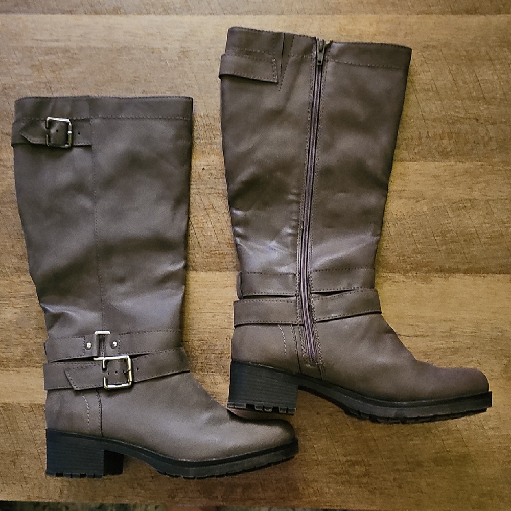 Kohl's Brown Heeled Boots with Decorative Buckles